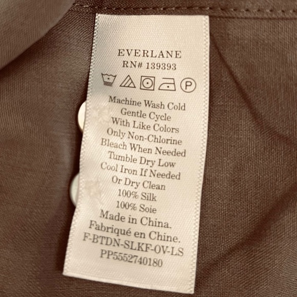 Everlane The Washable Silk Relaxed Button Down Shirt Covert Green Size 14 - Picture 5 of 8